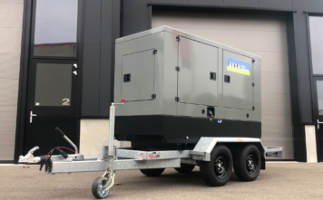 Speciaalbouw aanhanger Hotra Aksa Generator 2
