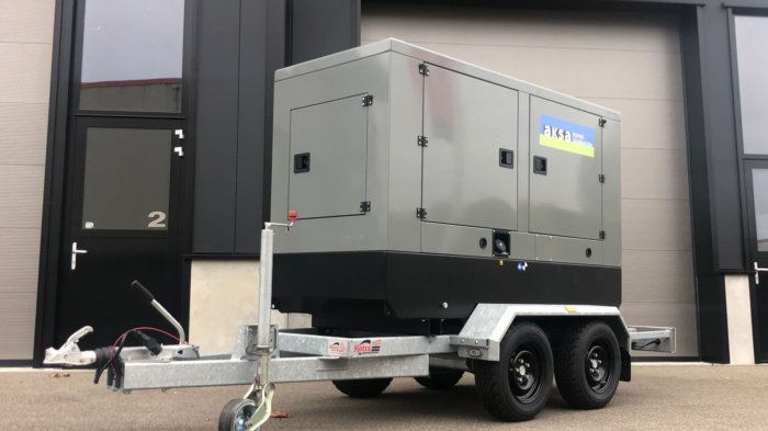 Speciaalbouw aanhanger Hotra Aksa Generator 2