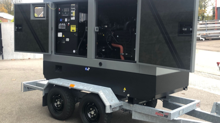 Speciaalbouw aanhanger Hotra Aksa Generator 5